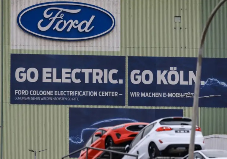 Ford planea reducir 4.000 puestos de trabajo en Europa