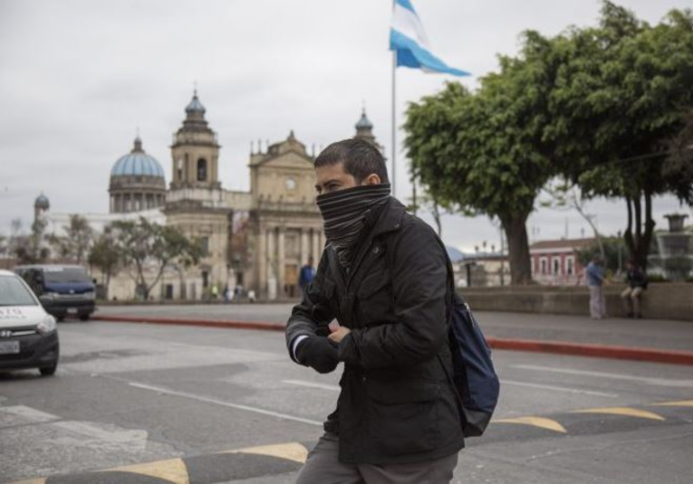 Frente frí­o ingresará este domingo a territorio nacional 