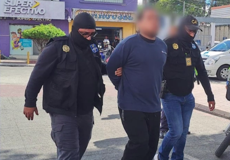 Fuerzas de seguridad realizan otra captura de un peligroso pandillero proveniente de El Salvador fuerzas-de-seguridad-realizan-otra-captura-de-un-peligroso-pandillero-proveniente-de-el-salvador-192830-192957.png