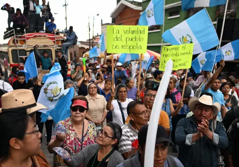 Guatemala crecen los bloqueos en cuarto día de protestas guatemala-crecen-los-bloqueos-en-cuarto-dia-de-protestas-094842-095005.jpg