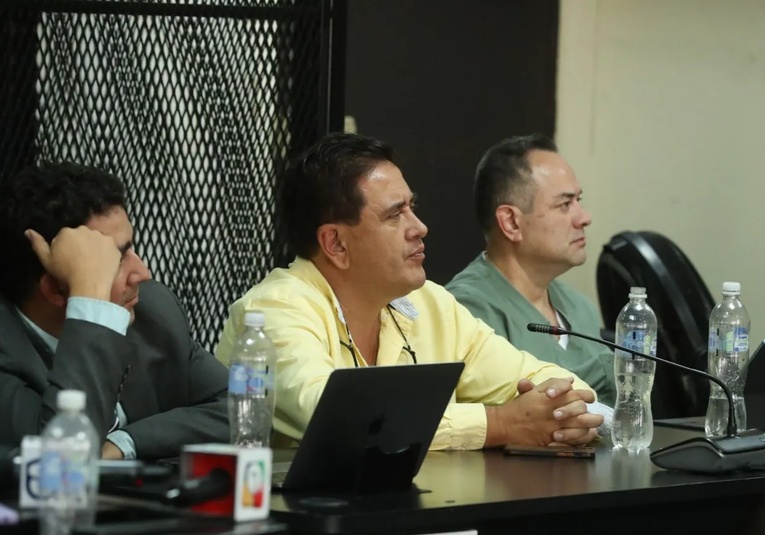Gustavo Alejos condenado a 8 años de prisión en el caso Negociantes De La Salud gustavo-alejos-condenado-a-8-anos-de-prision-en-el-caso-negociantes-de-la-salud-165029-165037.jpg