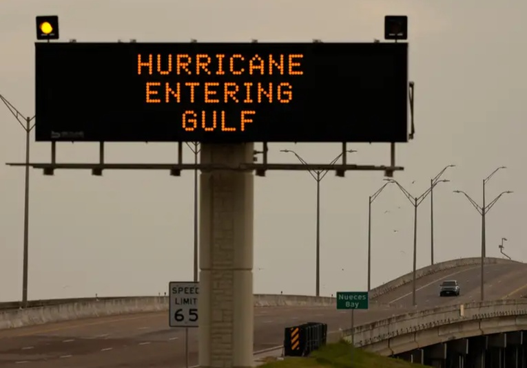 Huracán Beryl entra en Texas: lluvias, marejadas y apagones hurac-n-beryl-entra-en-texas-lluvias-marejadas-y-apagones-092523-092539.jpg