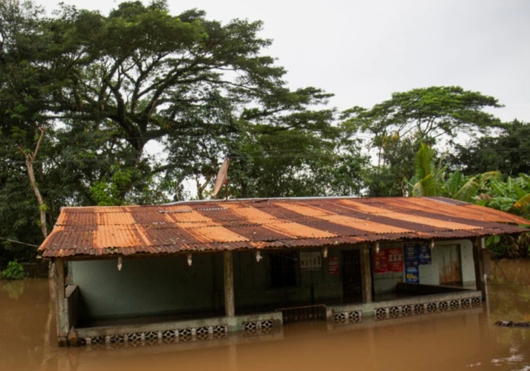 Huracán Julia en Nicaragua: rí­os crecidos, viviendas dañadas y miles de evacuados hurac-n-julia-en-nicaragua-rios-crecidos-viviendas-danadas-y-miles-de-evacuados-125307-125406.jpg