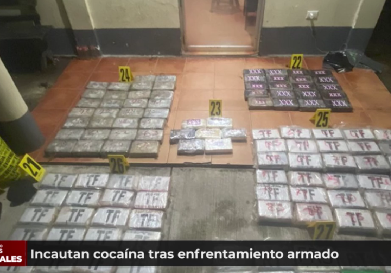 Incautan 144 paquetes con cocaí­na tras fuerte enfrentamiento armado incautan-144-paquetes-con-cocaina-tras-fuerte-enfrentamiento-armado-141538-141647.png