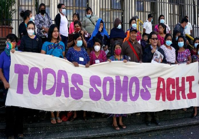Indí­genas piden justicia por violaciones en guerra indigenas-piden-justicia-por-violaciones-en-guerra-211424-211428.jpg
