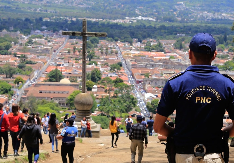 Ingresos turísticos en Guatemala se elevan a 19.5 millones de dólares durante fiestas Agostinas ingresos-turisticos-en-guatemala-se-elevan-a-19-5-millones-de-dolares-durante-fiestas-agostinas-122202-122354.jpg