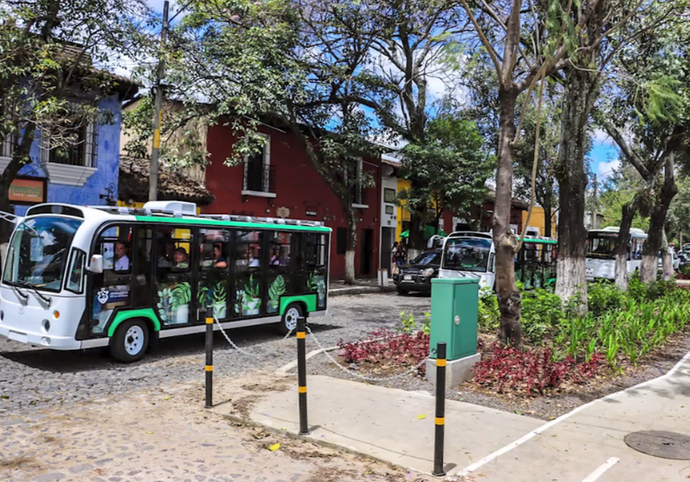 Instalarán buses para movilizar visitantes por semana santa en Antigua Guatemala instalar-n-buses-para-movilizar-visitantes-por-semana-santa-en-antigua-guatemala-185941-190052.png