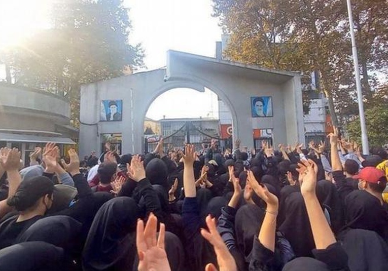 Irán sentencia a muerte a un segundo manifestante