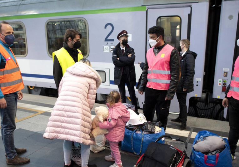 Irlanda quiere obligar a los refugiados ucranianos a pagar su alojamiento irlanda-quiere-obligar-a-los-refugiados-ucranianos-a-pagar-su-alojamiento-094844-094856.png
