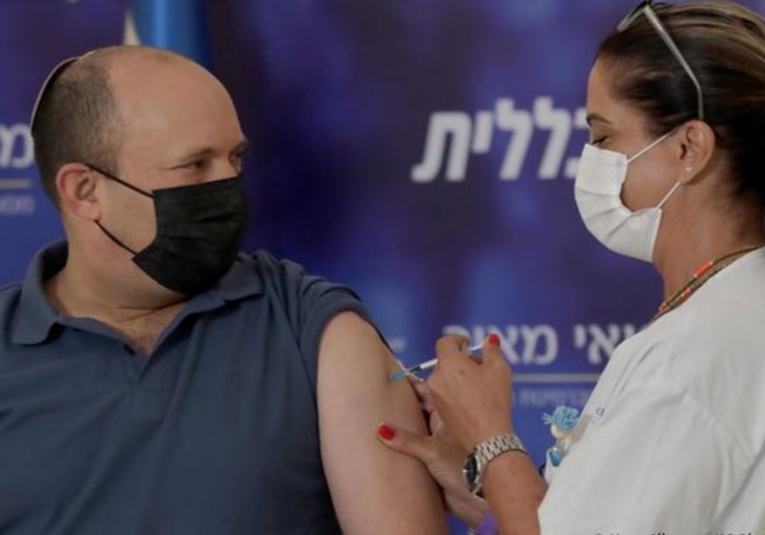 Israel comienza con una tercera dosis de vacuna contra coronavirus a mayores de 40 años israel-comienza-con-una-tercera-dosis-de-vacuna-contra-coronavirus-a-mayores-de-40-anos-135428-135454.jpg