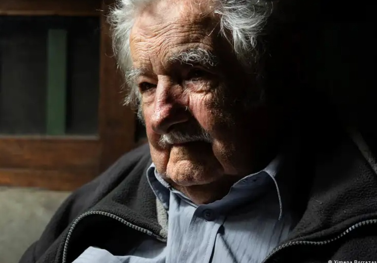 José Mujica anuncia que tiene un tumor de esófago