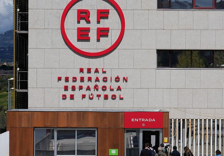 La Federación Española de Fútbol convoca elecciones a la presidencia el 7 de octubre