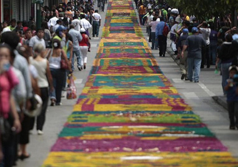 La municipalidad capitalina buscará elaborar alfombra de aserrí­n más larga del mundo la-municipalidad-capitalina-buscar-elaborar-alfombra-de-aserrin-m-s-larga-del-mundo-191921-192123.jpg