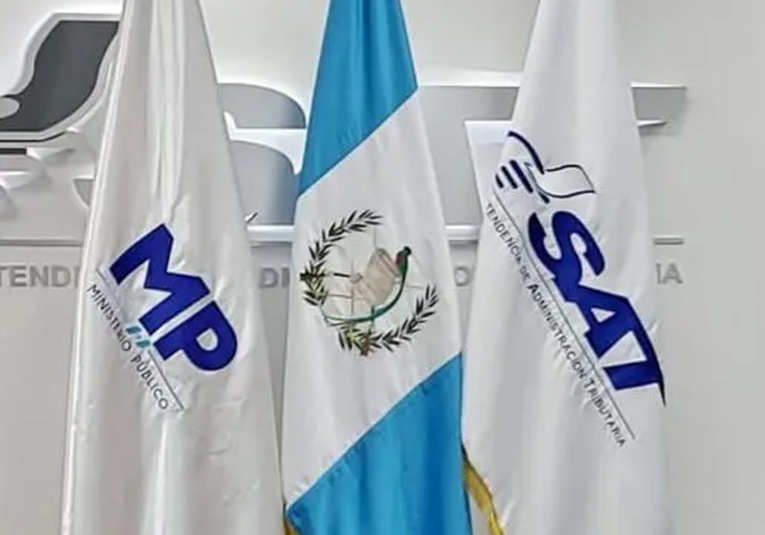 La SAT en conjunto con el MP llevan a cabo varias investigaciones relacionado con el contrabando la-sat-en-conjunto-con-el-mp-llevan-a-cabo-varias-investigaciones-relacionado-con-el-contrabando-151226-151356.jpg