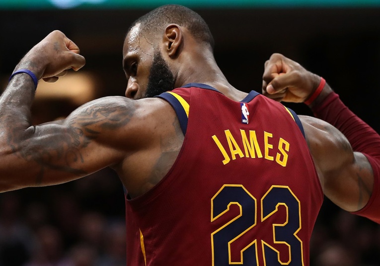 La tarjeta de colección única de LeBron James podrí­a subastarse por un precio récord la-tarjeta-de-coleccion-unica-de-lebron-james-podria-subastarse-por-un-precio-record-101117-101142.jpg