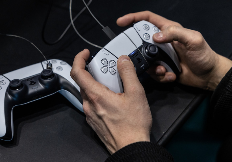 La UE planea prohibir la venta de consolas de videojuegos a Rusia la-ue-planea-prohibir-la-venta-de-consolas-de-videojuegos-a-rusia-101837-101922.png