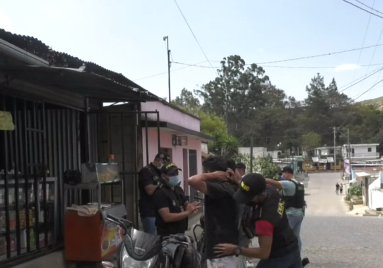 Las fuerzas de seguridad logran la captura de dos personas acusadas por lavado de dinero las-fuerzas-de-seguridad-logran-la-captura-de-dos-personas-acusadas-por-lavado-de-dinero-170621-170730.png