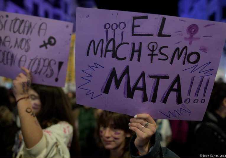 Latinoamericanas exigen en las calles frenar violencia contra las mujeres latinoamericanas-exigen-en-las-calles-frenar-violencia-contra-las-mujeres-121159-121311.png