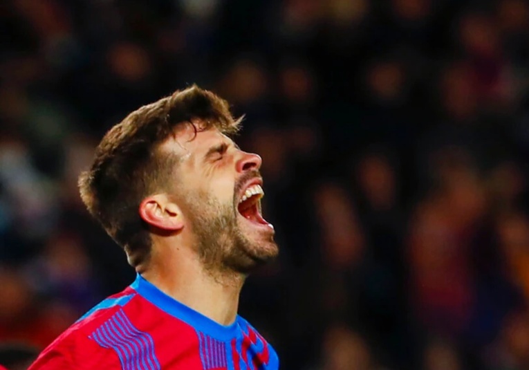 Latinoamericanos lamentan la retirada del futbolista Gerard Piqué: Se va un í­dolo