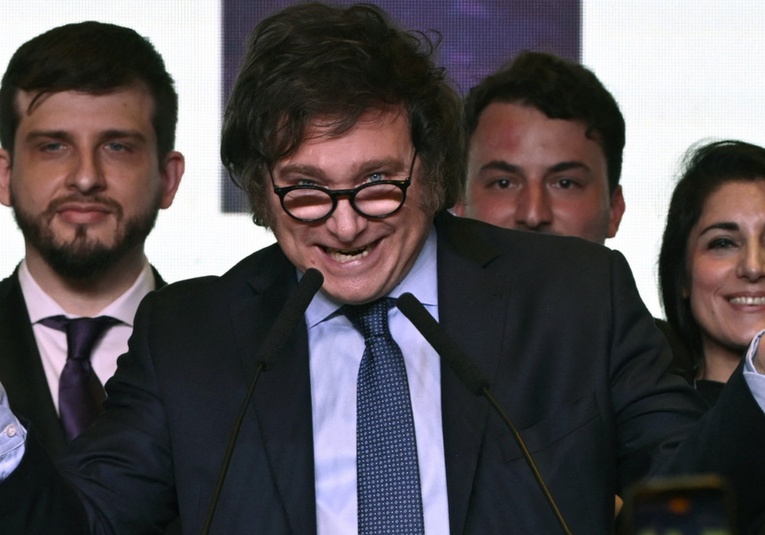 Legisladores electos del partido de Milei no acompañarán al candidato por su alianza con Macri legisladores-electos-del-partido-de-milei-no-acompanar-n-al-candidato-por-su-alianza-con-macri-092859-093038.jpg