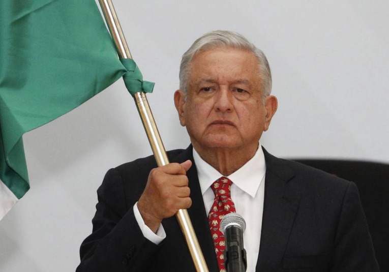 López Obrador: El pueblo va a decidir si me quedo o me voy lopez-obrador-el-pueblo-va-a-decidir-si-me-quedo-o-me-voy-130212-130302.jpg