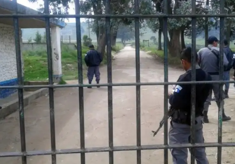 Los Guardias De Presidios Entran En Paro De Labores Y Exigen Un ...