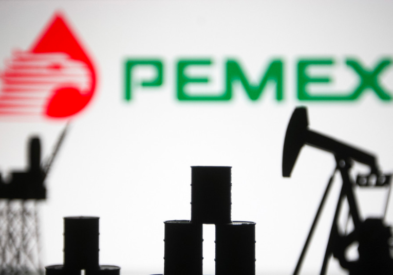 Los ingresos petroleros de Pemex registran una caída anual del 45 % los-ingresos-petroleros-de-pemex-registran-una-caida-anual-del-45-080931-080938.png