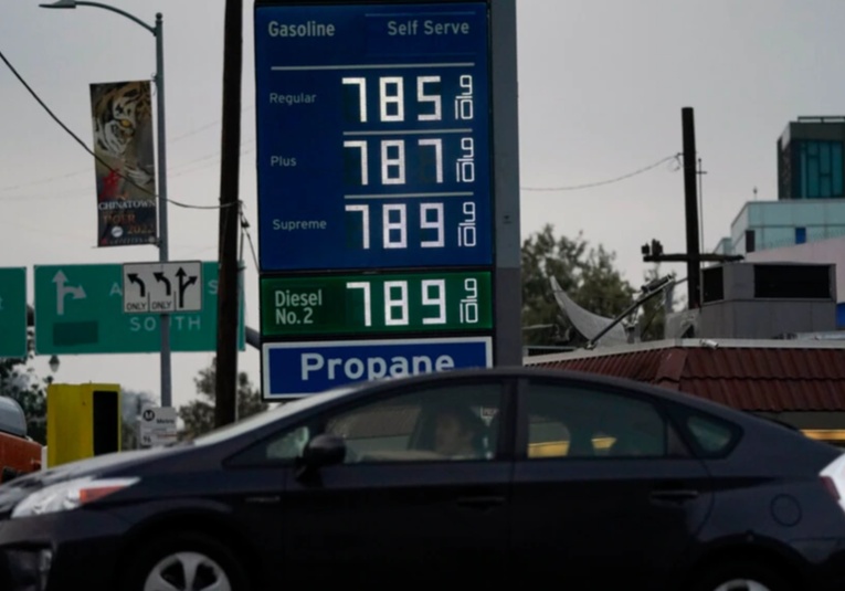 Los precios se disparan en las gasolineras de todo el mundo los-precios-se-disparan-en-las-gasolineras-de-todo-el-mundo-192615-192636.jpg