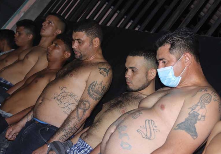 Más de 1.400 supuestos pandilleros detenidos en El Salvador en tres dí­as m-s-de-1-400-supuestos-pandilleros-detenidos-en-el-salvador-en-tres-dias-103431-103709.jpg