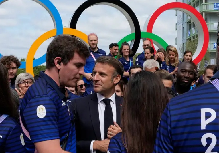 Macron: Francia lista para acoger los Juegos de París-2024