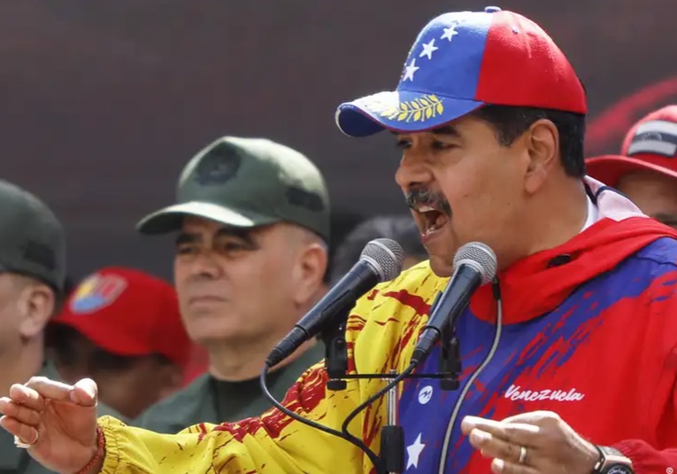 Maduro: medios extranjeros son sicarios de la mentira maduro-medios-extranjeros-son-sicarios-de-la-mentira-091839-091856.jpg