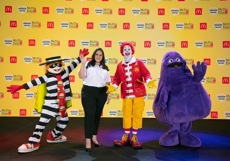 McDonaldâ€™s anuncia el McDí­a Feliz: 10 dí­as para convertir Big Mac en Sonrisas mcdonald-rsquo-s-anuncia-el-mcdia-feliz-10-dias-para-convertir-big-mac-en-sonrisas-135321-140042.jpg