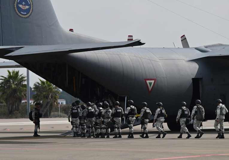 México inicia una operación en la frontera con EE.UU. mexico-inicia-una-operacion-en-la-frontera-con-ee-uu-214930-214948.jpg