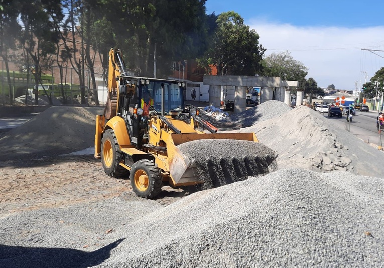 Micivi reanuda construcción del paso a desnivel en avenida Petapa  micivi-reanuda-construccion-del-paso-a-desnivel-en-avenida-petapa-y-53-calle-de-zona-12-145553-145624.jpg