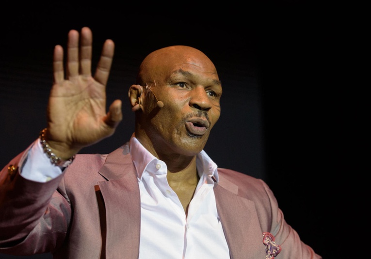 Mike Tyson dice que exigirí­a 1.000 millones de dólares por un combate con Jake Paul mike-tyson-dice-que-exigiria-1-000-millones-de-dolares-por-un-combate-con-jake-paul-183731-183750.jpg