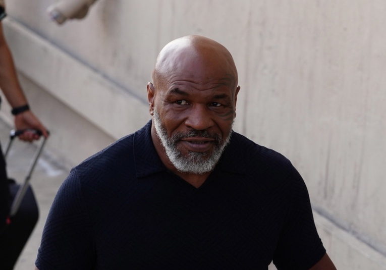 Mike Tyson explica su problema de salud, que lo obliga a usar silla de ruedas mike-tyson-explica-su-problema-de-salud-que-lo-obliga-a-usar-silla-de-ruedas-095436-095547.jpg