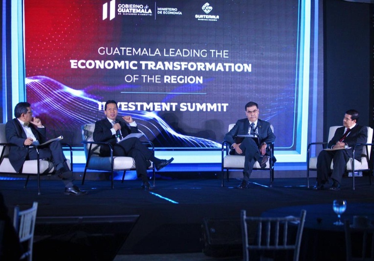 Ministerio de Economí­a promociona inversión extranjera en el paí­s ministerio-de-economia-promociona-inversion-extranjera-en-el-pais-183715-183914.jpg