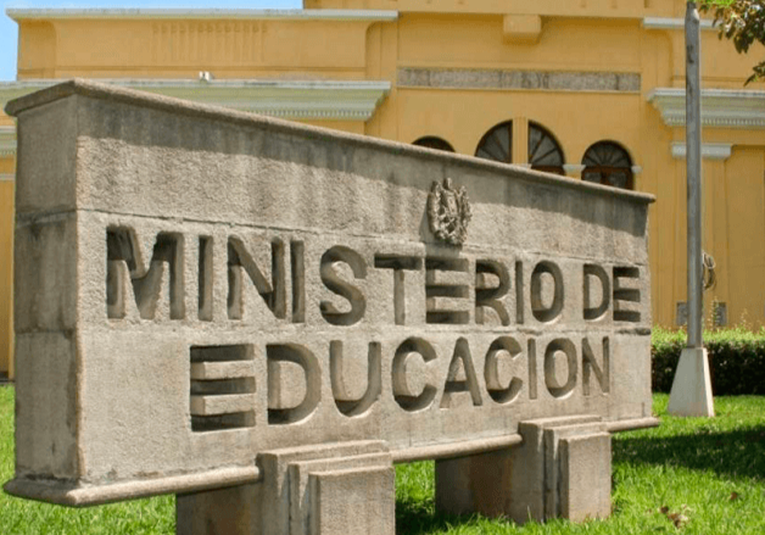 Ministerio de Educación recibe denuncias por cobros no autorizados en establecimientos educativos ministerio-de-educacion-recibe-denuncias-por-cobros-no-autorizados-en-establecimientos-educativos-170128-170259.png
