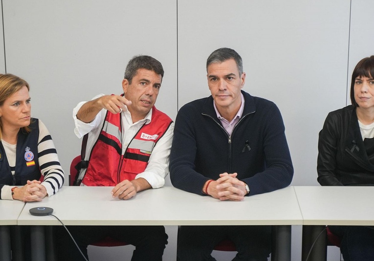 Morant señala a la Generalitat y cree que no se atendieron de manera adecuada las alertas de la DANA morant-senala-a-la-generalitat-y-cree-que-no-se-atendieron-de-manera-adecuada-las-alertas-de-la-dana-090750-090754.jpg