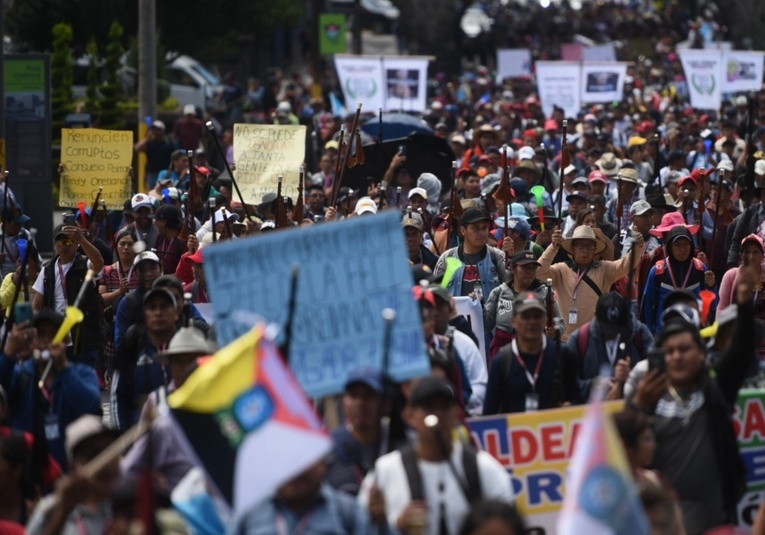 Movilización en Totonicapán: Comunidades exigen cambios en el Gobierno movilizacion-en-totonicap-n-comunidades-exigen-cambios-en-el-gobierno-131324-131658.jpg
