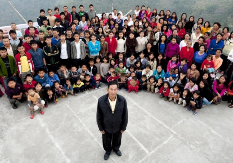 Muere a los 76 años el jefe de la familia más grande del mundo, con 38 esposas y 89 hijos muere-a-los-76-anos-el-jefe-de-la-familia-m-s-grande-del-mundo-con-38-esposas-y-89-hijos-153805-153850.png