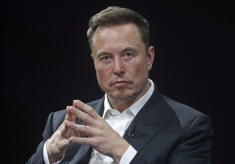 Musk repudia el plan de Australia de prohibir redes sociales a menores de 16 años