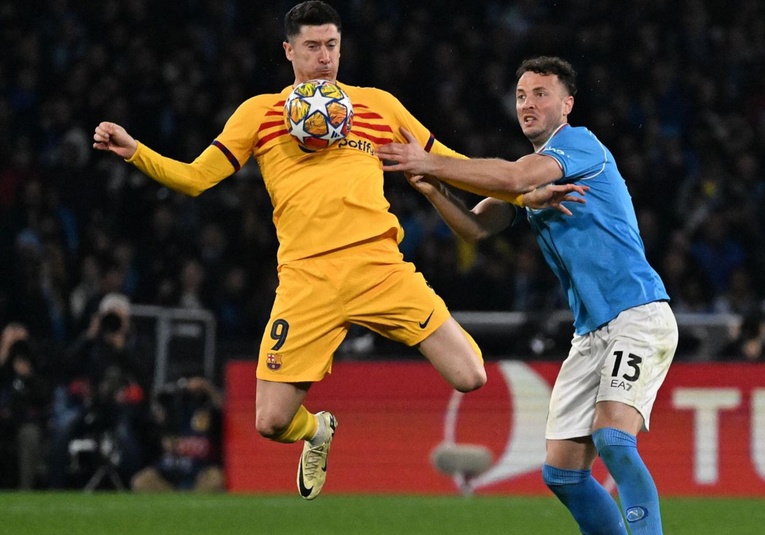   Nápoles 1-1 Barcelona: el Barça se queda corto en Nápoles y saca un empate insulso n-poles-1-1-barcelona-el-barca-se-queda-corto-en-n-poles-y-saca-un-empate-insulso-173004-173038.jpg