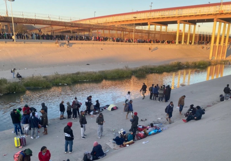 No aguantamos más: venezolanos en la frontera resueltos a entrar a EEUU de forma ilegal