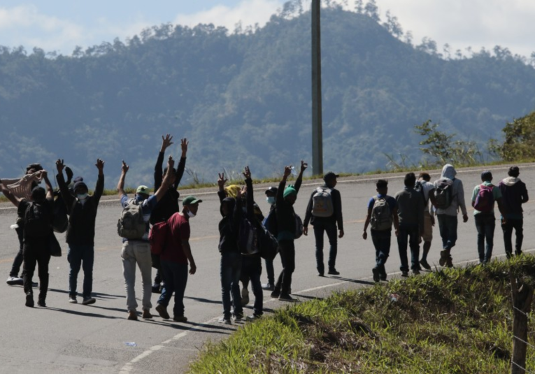 Nueva caravana de hondureños se dirige a Estados Unidos nueva-caravana-de-hondurenos-se-dirige-a-estados-unidos-013512-013538.png