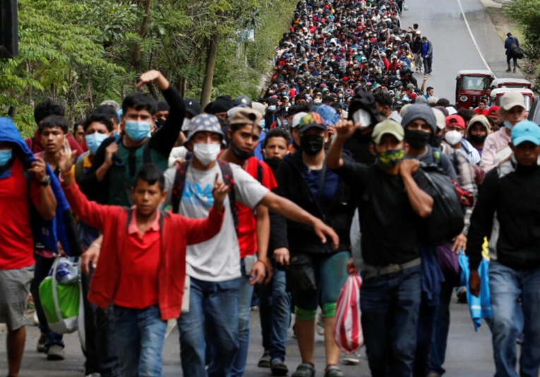 Nueva caravana de migrantes parte de Honduras con destino a la frontera sur de EE. UU nueva-caravana-de-migrantes-parte-de-honduras-con-destino-a-la-frontera-sur-de-ee-uu-154432-154449.jpg