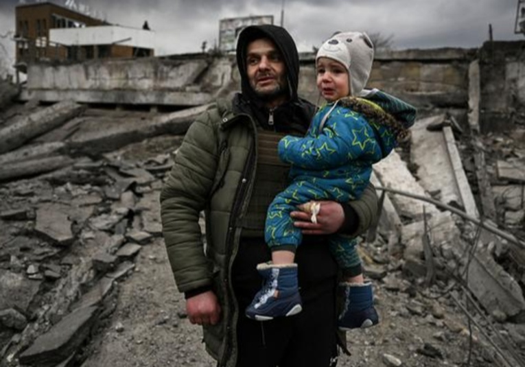 Nuevos ataques contra Kiev obligan a más civiles a huir de la ciudad nuevos-ataques-contra-kiev-obligan-a-m-s-civiles-a-huir-de-la-ciudad-143001-143039.jpg