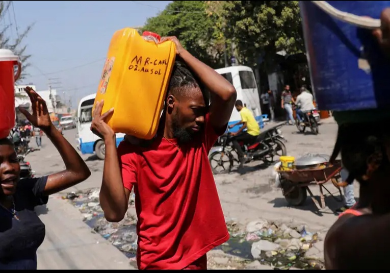 OEA urge apoyo a la Policía de Haití para frenar violencia