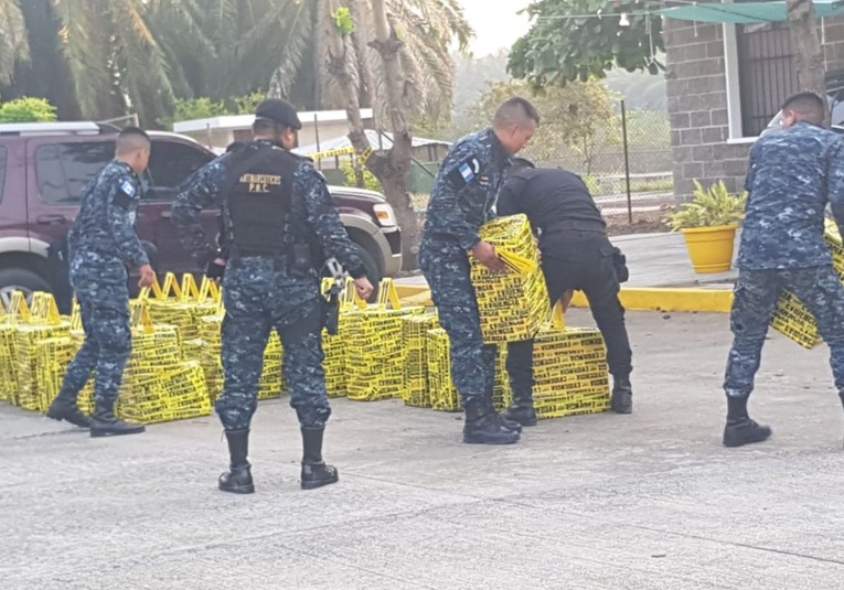 Operativos antinarcóticos de la PNC resultan en incautaciones de más de Q1,776 millones este año operativos-antinarcoticos-de-la-policia-nacional-civil-resultan-en-incautaciones-de-m-s-de-q1-776-millones-este-ano-145458-145643.jpg