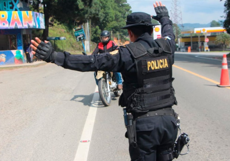 Operativos de la PNC continúan en busca de proteger a turistas salvadoreños operativos-de-la-pnc-continuan-en-busca-de-proteger-a-turistas-salvadorenos-164800-164830.jpg